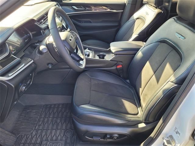 new 2023 Jeep Grand Cherokee 4xe car, priced at $61,995