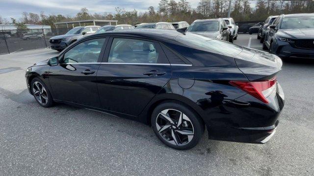 used 2022 Hyundai Elantra car, priced at $19,995