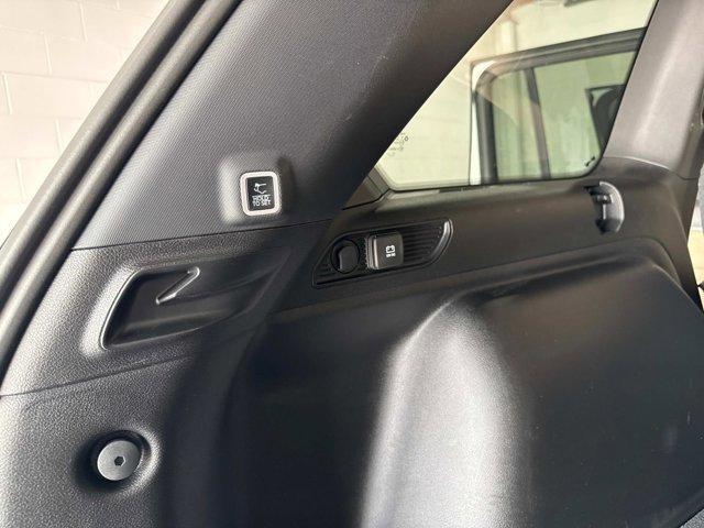 used 2025 Jeep Grand Cherokee car, priced at $40,995