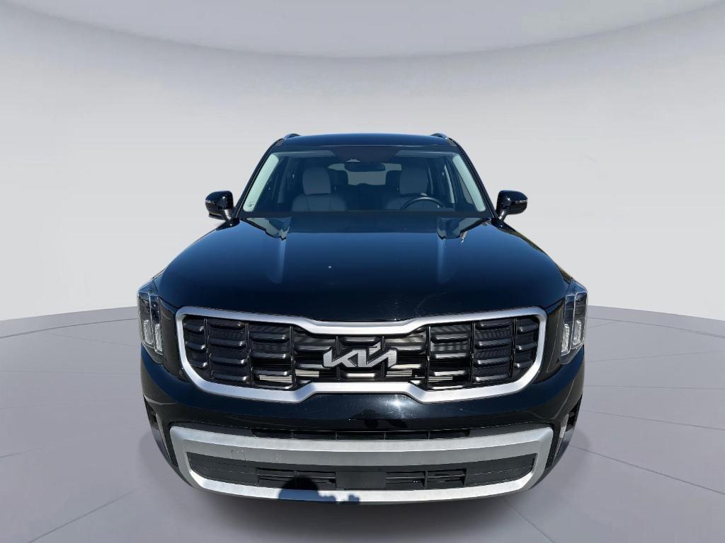 used 2024 Kia Telluride car, priced at $31,995
