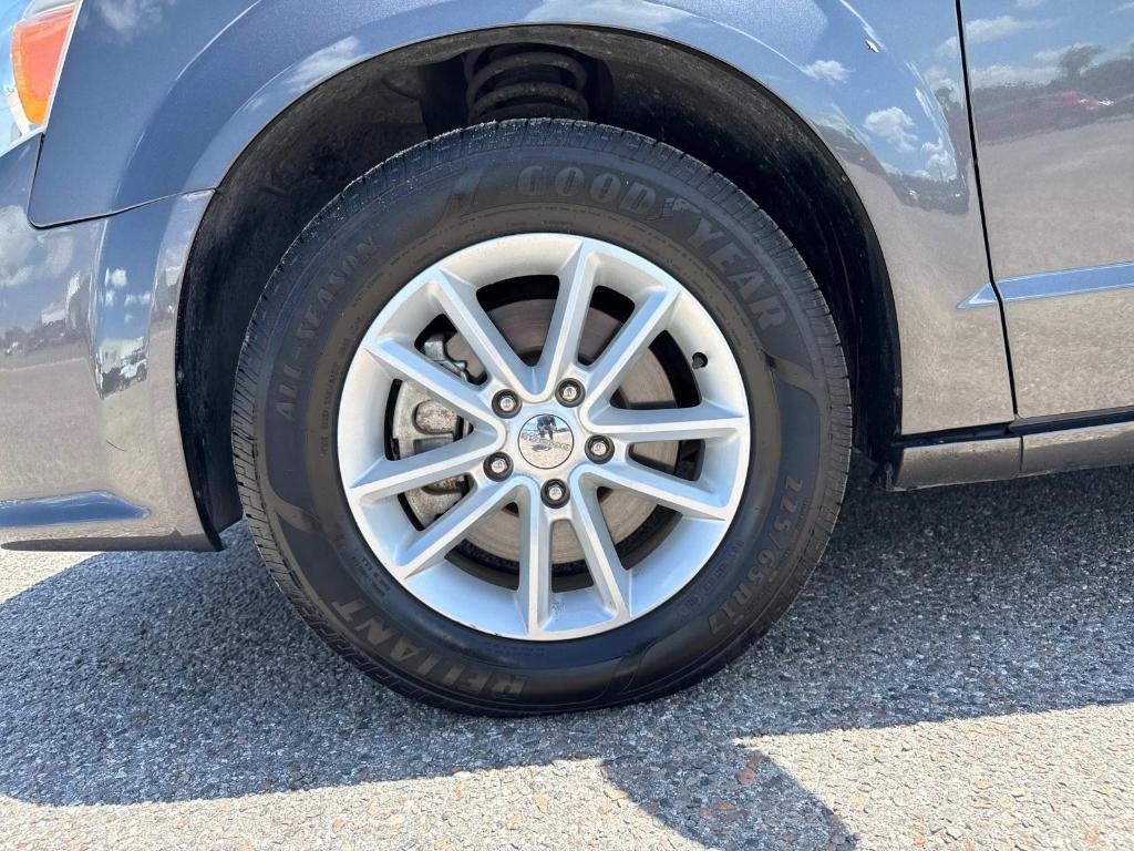 used 2020 Dodge Grand Caravan car, priced at $9,999