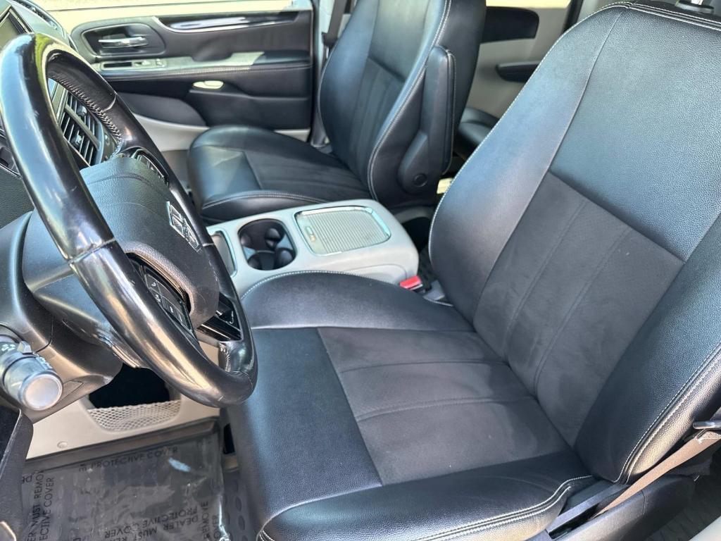 used 2020 Dodge Grand Caravan car, priced at $9,999
