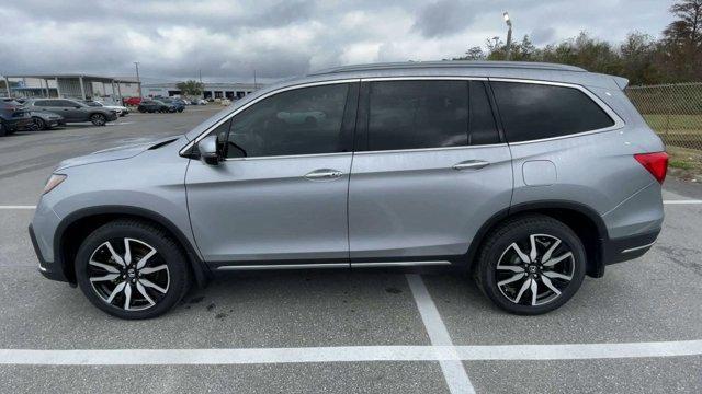 used 2021 Honda Pilot car, priced at $30,995