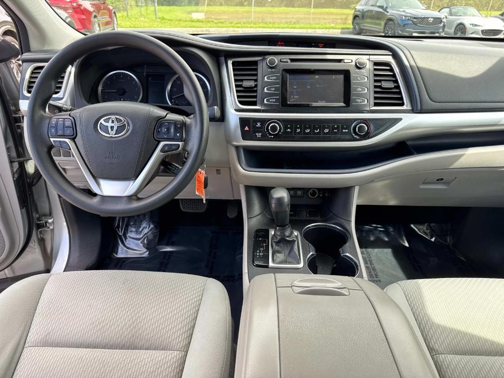 used 2018 Toyota Highlander car, priced at $15,995