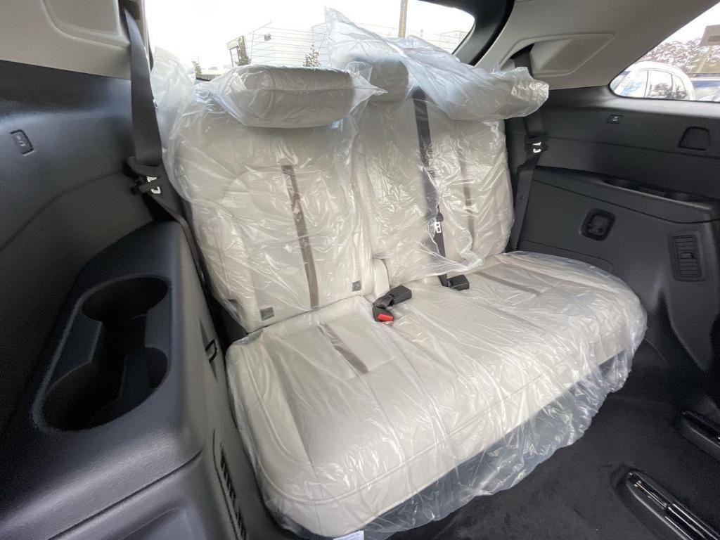 new 2025 Mazda CX-90 car, priced at $50,575