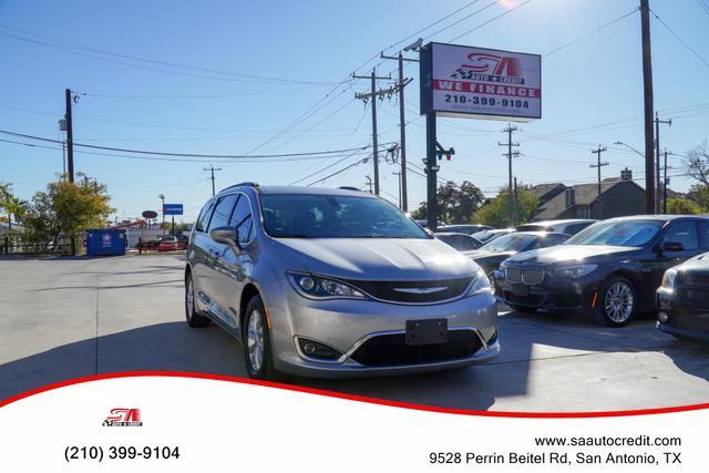 used 2017 Chrysler Pacifica car, priced at $10,999