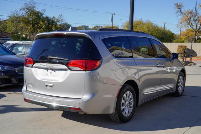 used 2017 Chrysler Pacifica car, priced at $10,999