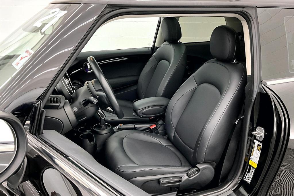 used 2021 MINI Hardtop car, priced at $20,981