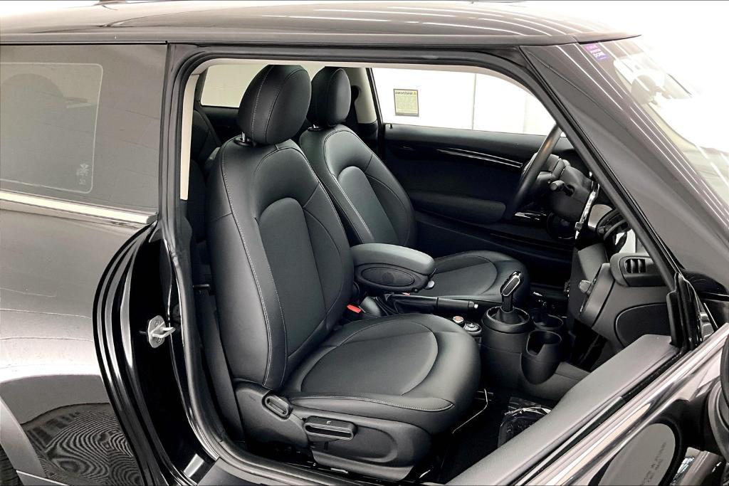 used 2021 MINI Hardtop car, priced at $20,981