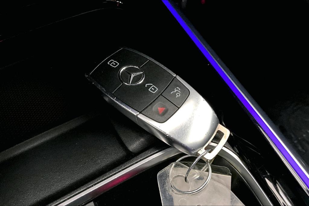 used 2021 Mercedes-Benz GLB 250 car, priced at $26,981