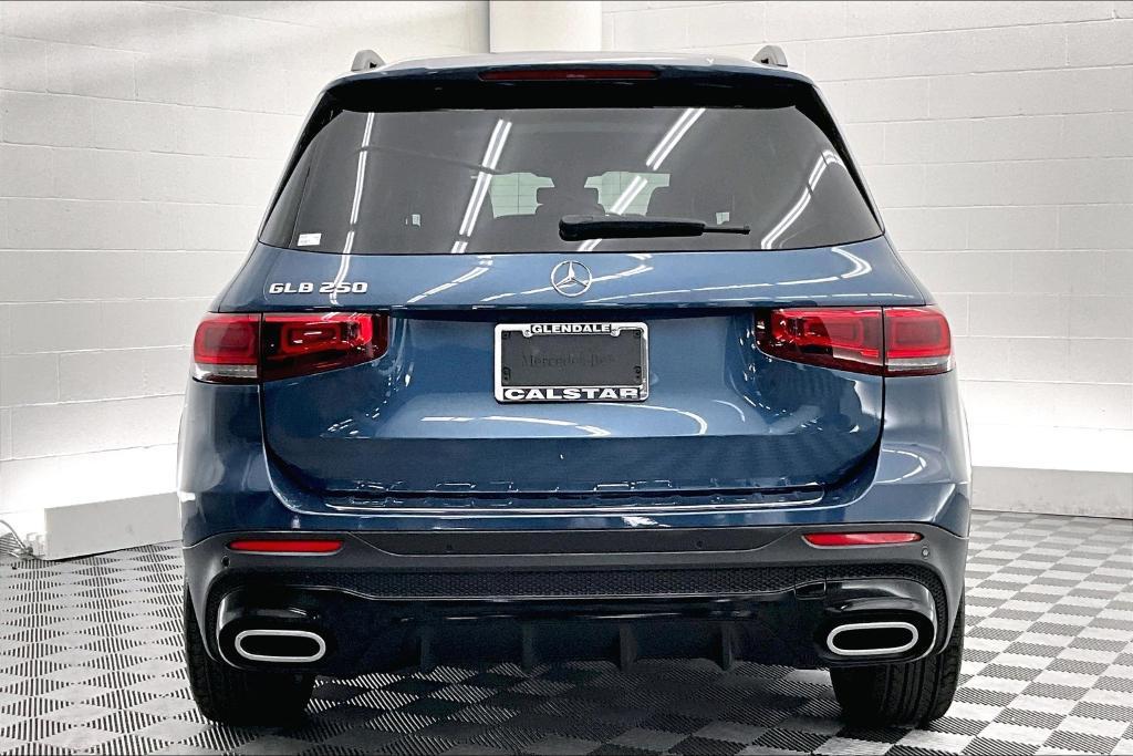 used 2021 Mercedes-Benz GLB 250 car, priced at $26,981