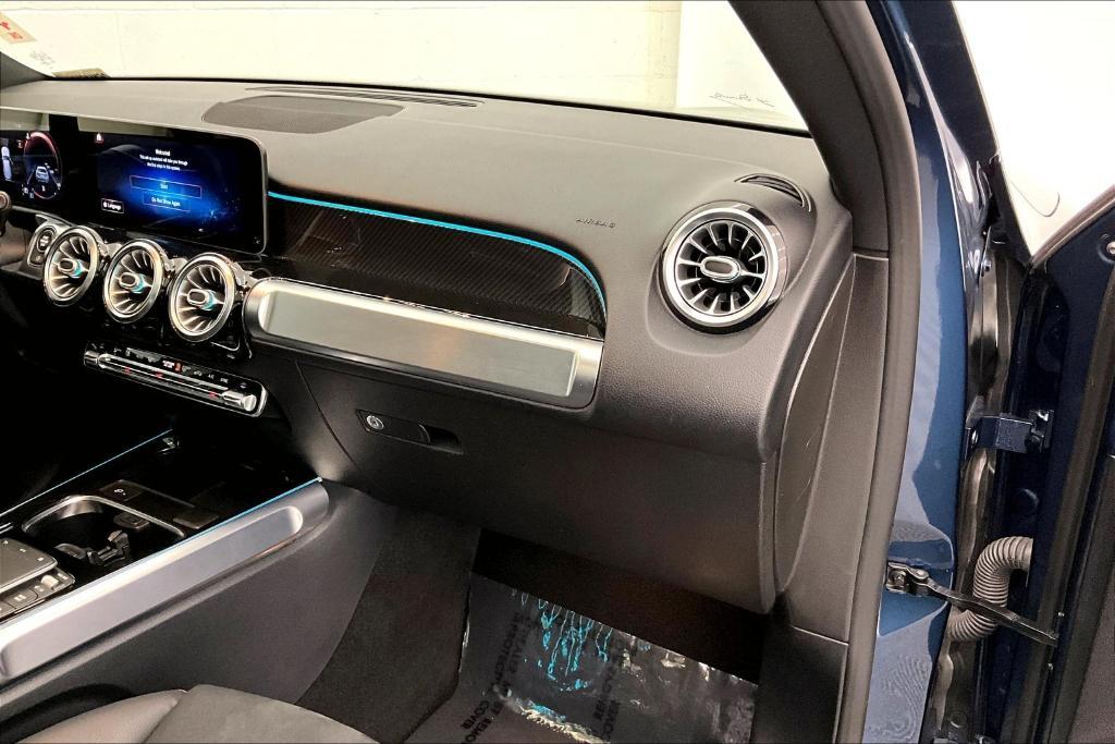 used 2021 Mercedes-Benz GLB 250 car, priced at $26,981