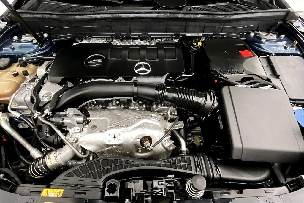 used 2021 Mercedes-Benz GLB 250 car, priced at $26,981