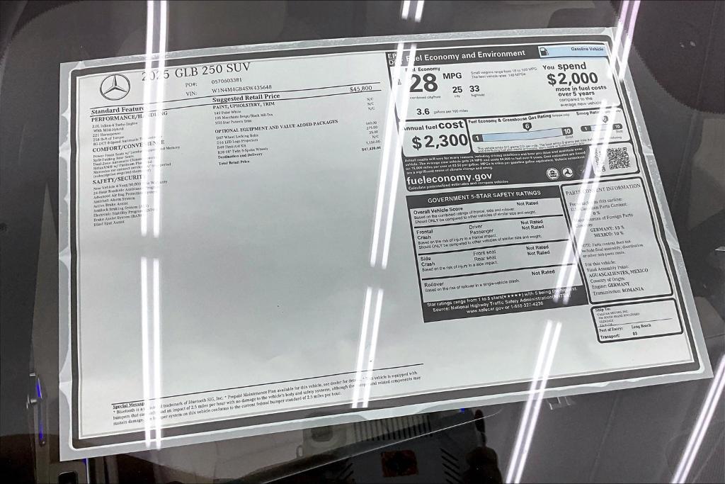 new 2025 Mercedes-Benz GLB 250 car, priced at $47,420