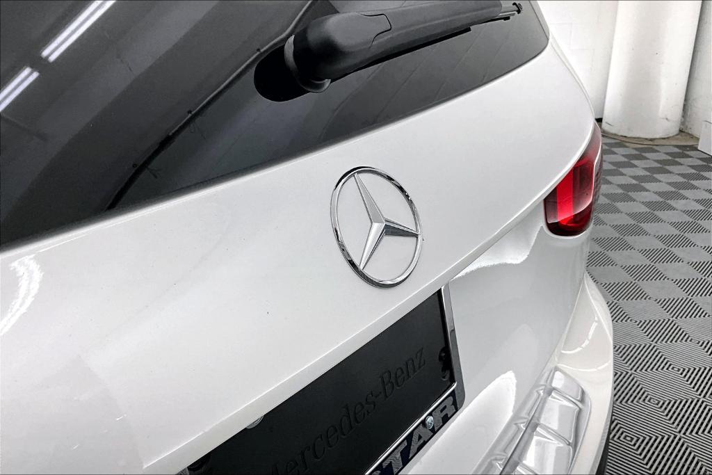 new 2025 Mercedes-Benz GLB 250 car, priced at $47,420