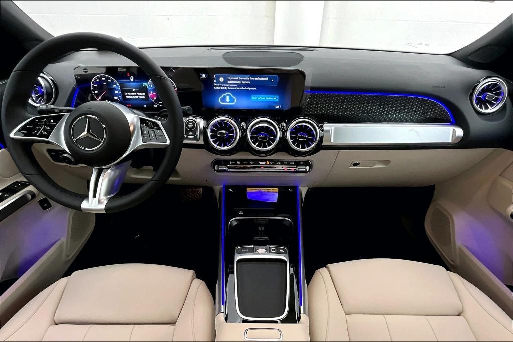 new 2025 Mercedes-Benz GLB 250 car, priced at $47,420