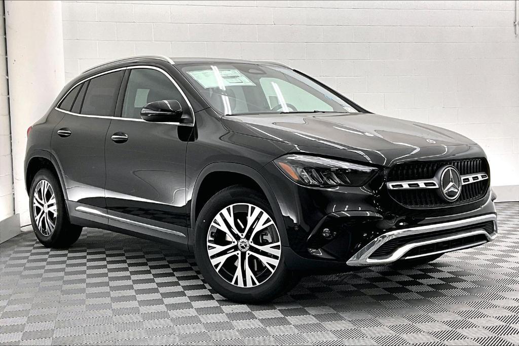 new 2025 Mercedes-Benz GLA 250 car, priced at $45,845