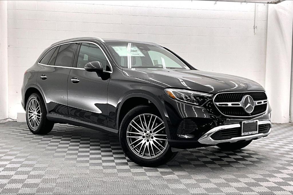 new 2025 Mercedes-Benz GLC 300 car, priced at $51,415