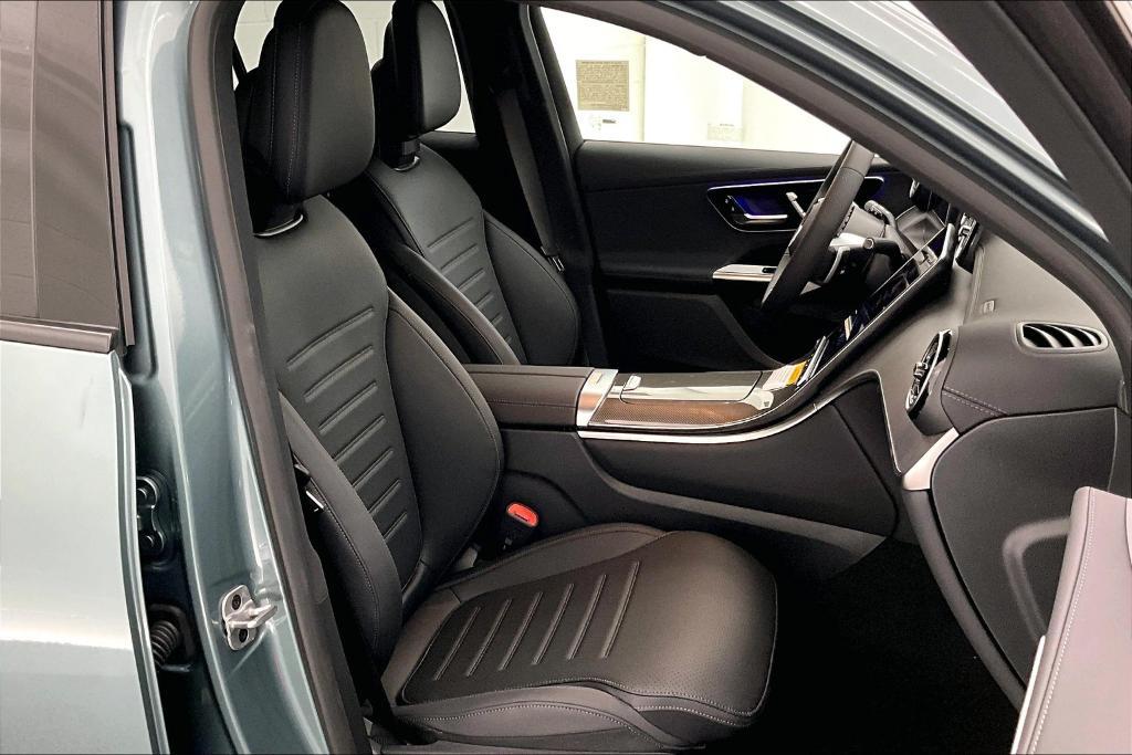 new 2025 Mercedes-Benz GLC 300 car, priced at $57,255