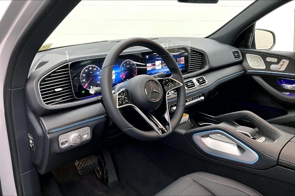 new 2025 Mercedes-Benz GLE 580 car, priced at $98,695