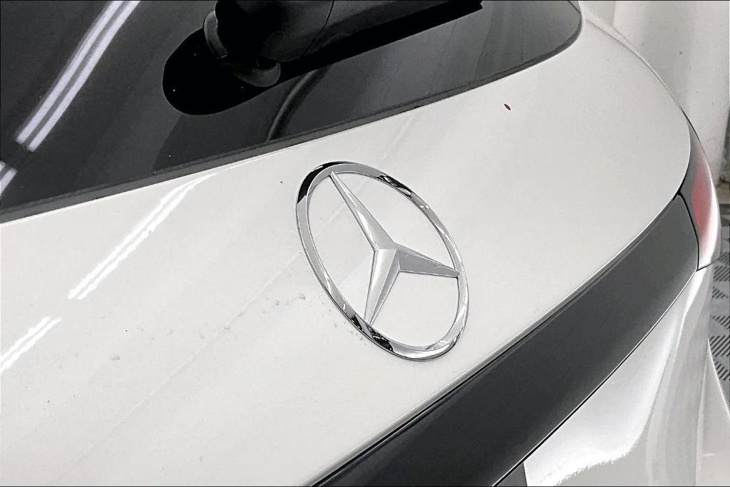 new 2025 Mercedes-Benz GLC 300 car, priced at $52,605