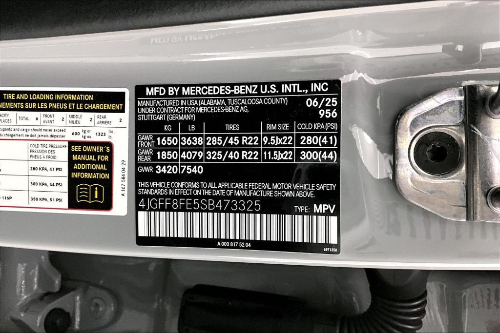new 2025 Mercedes-Benz GLS 580 car, priced at $119,415