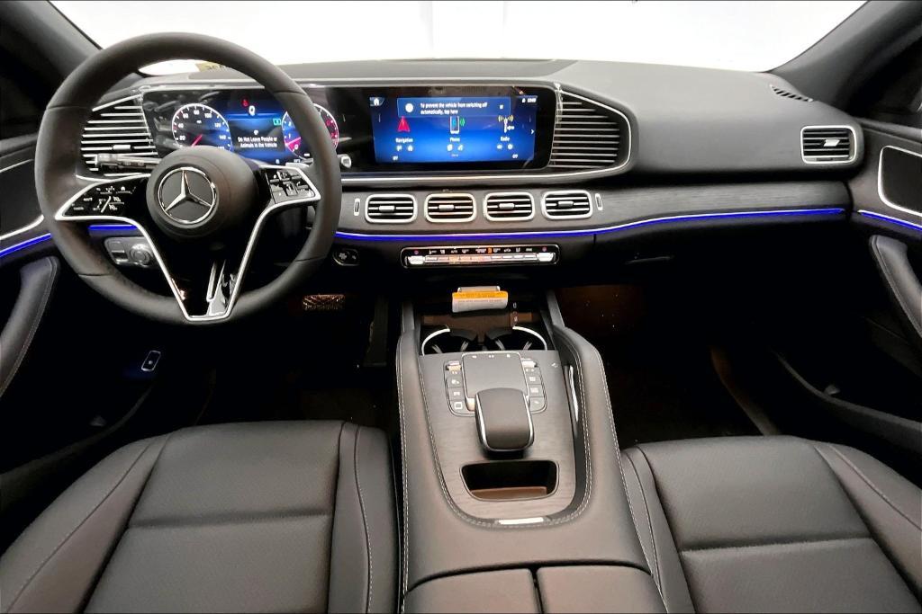 new 2025 Mercedes-Benz GLE 450 car, priced at $81,625