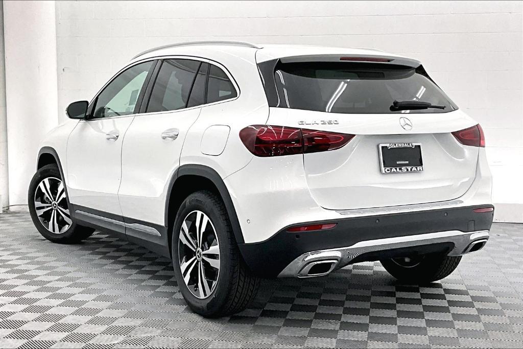 new 2025 Mercedes-Benz GLA 250 car, priced at $44,345