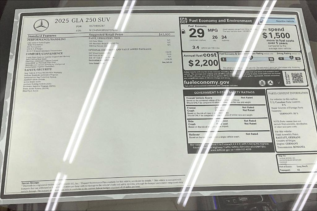 new 2025 Mercedes-Benz GLA 250 car, priced at $44,345