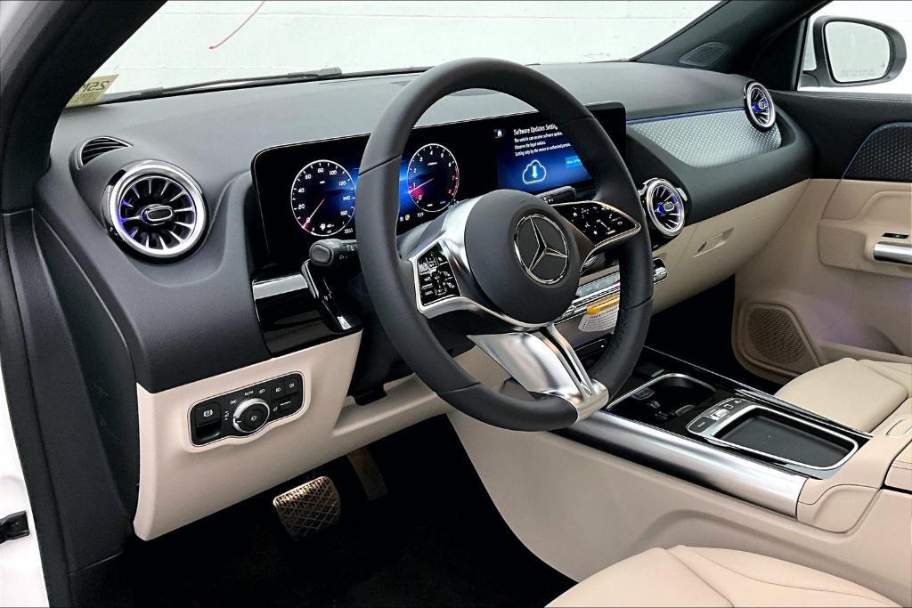 new 2025 Mercedes-Benz GLA 250 car, priced at $44,345