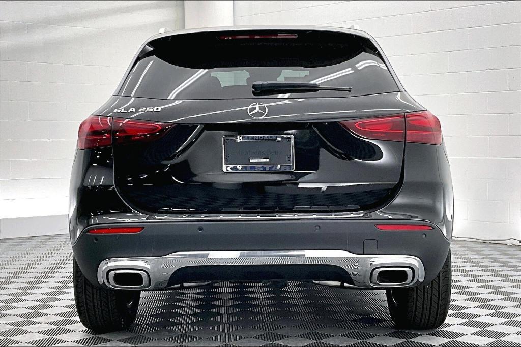 new 2025 Mercedes-Benz GLA 250 car, priced at $45,845