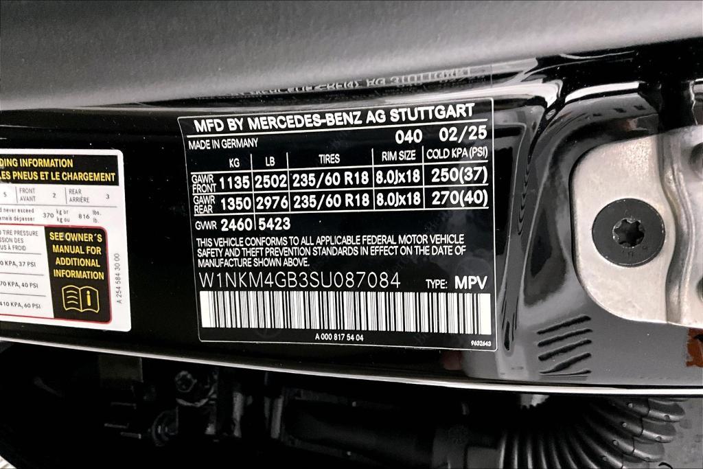 new 2025 Mercedes-Benz GLC 300 car, priced at $50,435