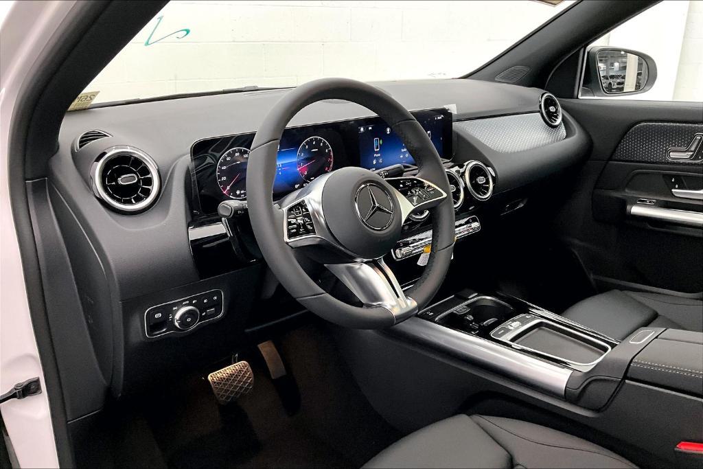 new 2026 Mercedes-Benz GLA 250 car, priced at $44,565