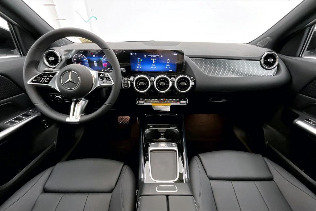 new 2026 Mercedes-Benz GLA 250 car, priced at $44,565