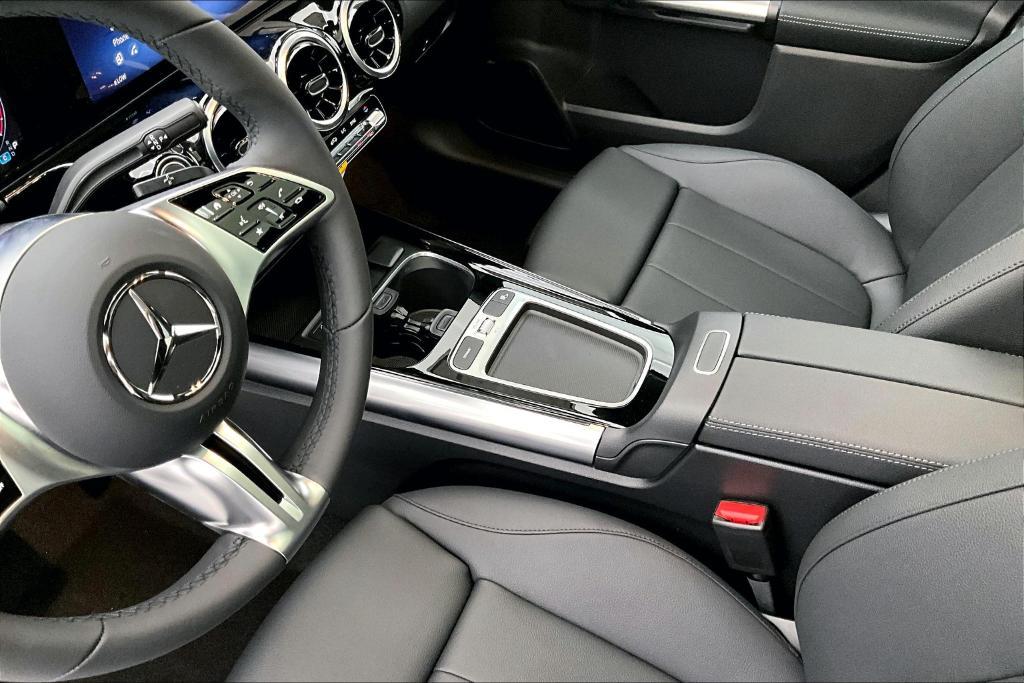 new 2026 Mercedes-Benz GLA 250 car, priced at $44,565