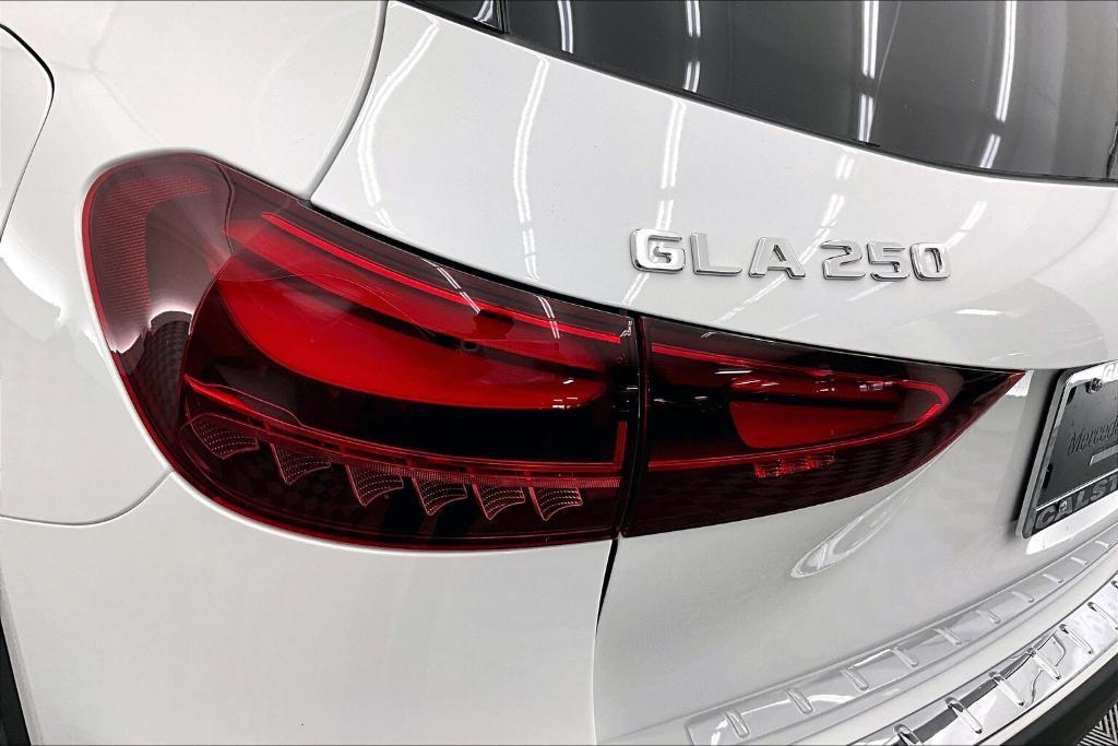 new 2026 Mercedes-Benz GLA 250 car, priced at $44,565