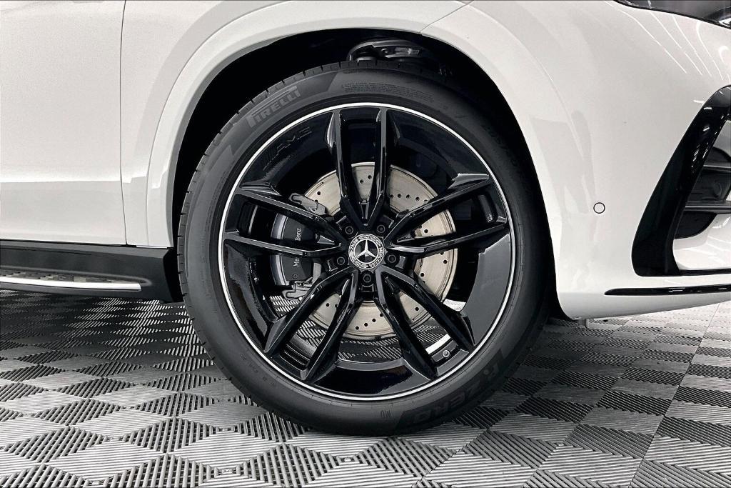 new 2026 Mercedes-Benz GLE 450 car, priced at $84,940
