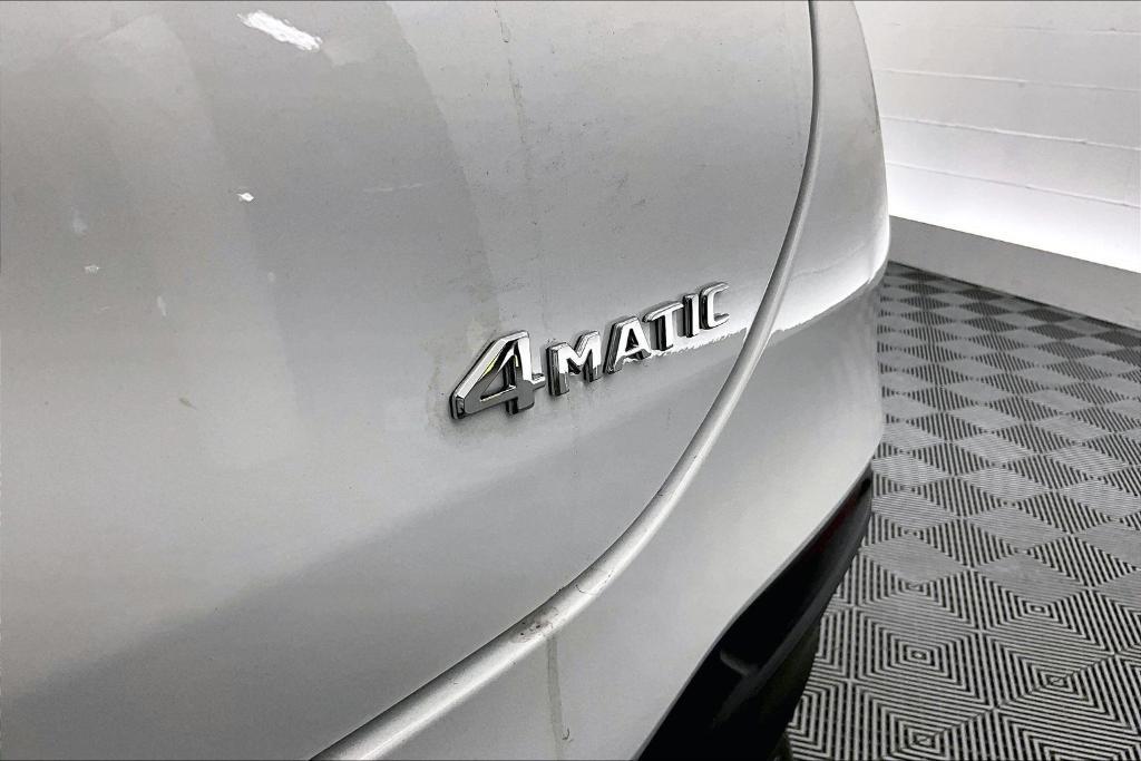 new 2026 Mercedes-Benz GLE 450 car, priced at $84,940