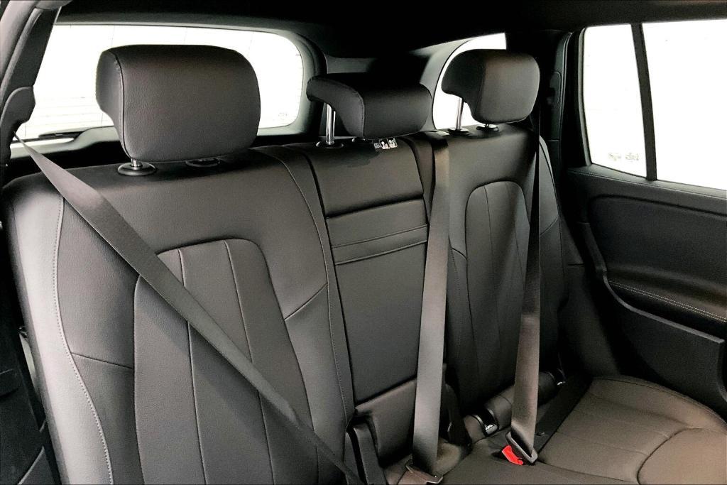 new 2025 Mercedes-Benz GLB 250 car, priced at $47,470