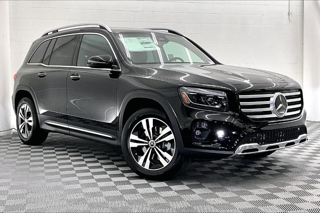 new 2025 Mercedes-Benz GLB 250 car, priced at $47,470