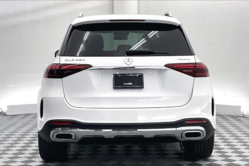 new 2025 Mercedes-Benz GLE 450 car, priced at $79,680