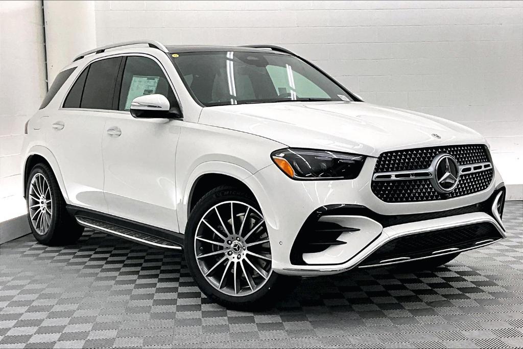 new 2025 Mercedes-Benz GLE 450 car, priced at $79,680