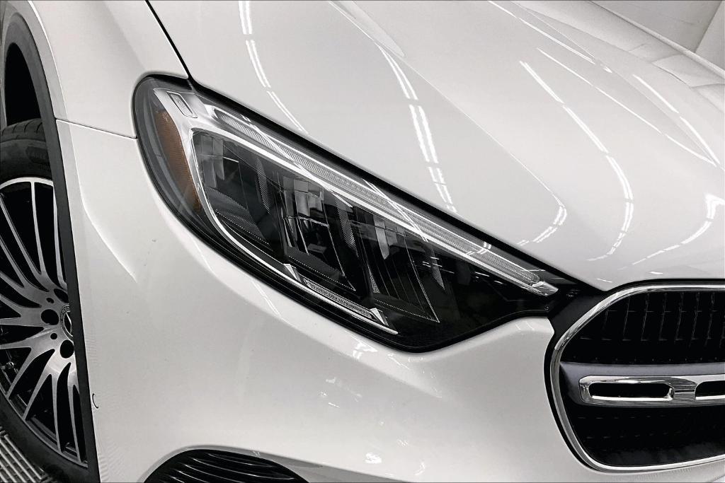 new 2025 Mercedes-Benz GLC 300 car, priced at $54,735