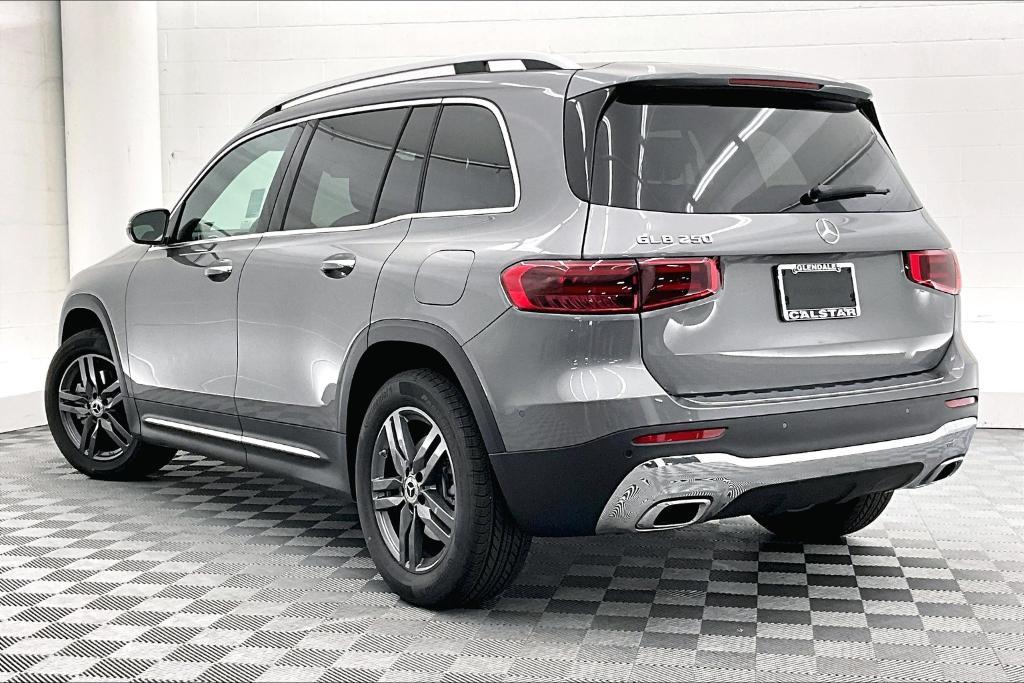 new 2025 Mercedes-Benz GLB 250 car, priced at $49,305