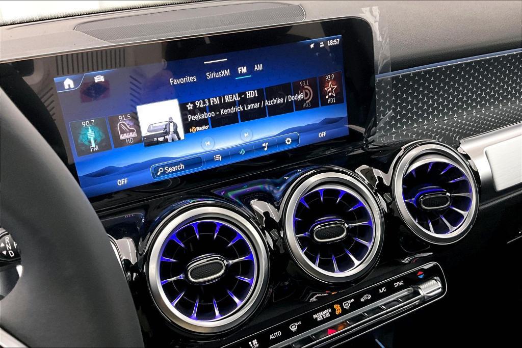 new 2025 Mercedes-Benz GLB 250 car, priced at $49,305