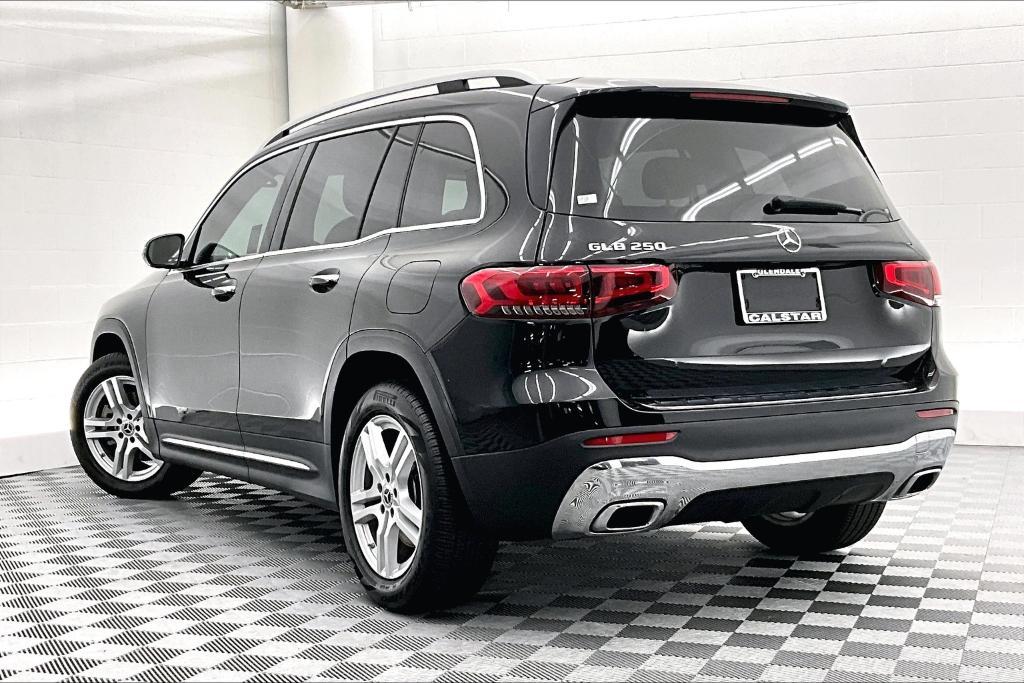 used 2020 Mercedes-Benz GLB 250 car, priced at $21,888