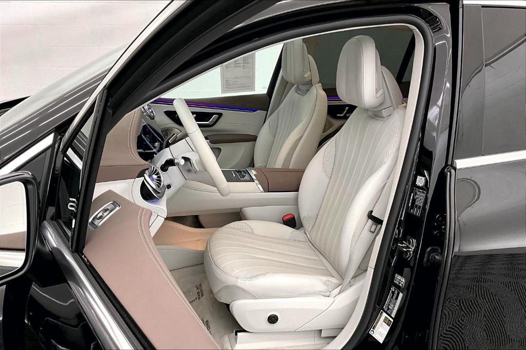 used 2023 Mercedes-Benz EQS 580 car, priced at $59,981