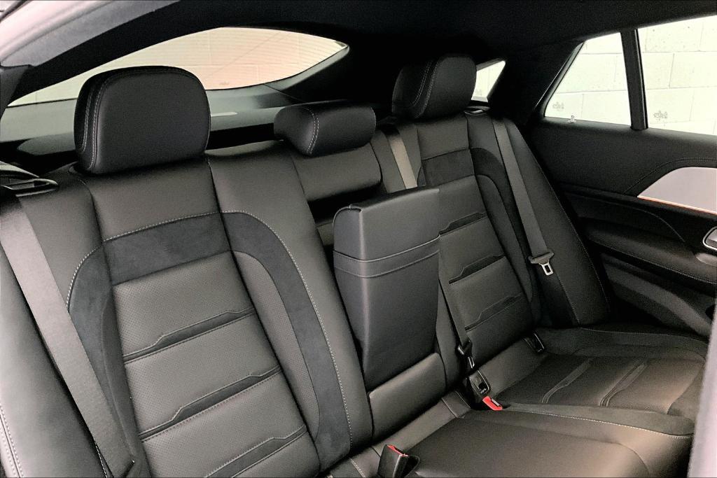 new 2025 Mercedes-Benz AMG GLE 53 car, priced at $93,335