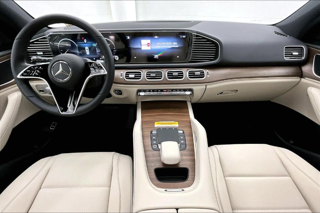 new 2025 Mercedes-Benz GLE 450 car, priced at $79,680