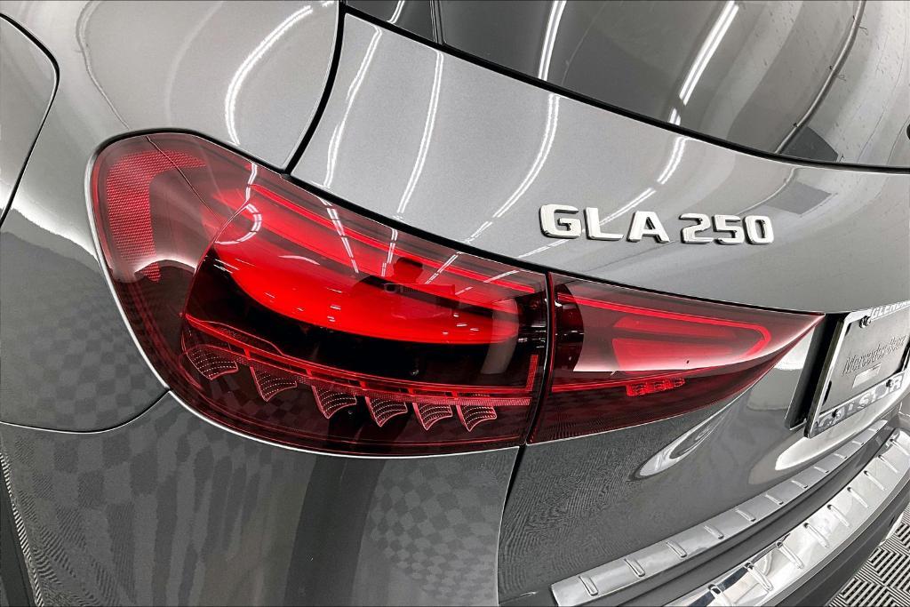 new 2026 Mercedes-Benz GLA 250 car, priced at $46,995
